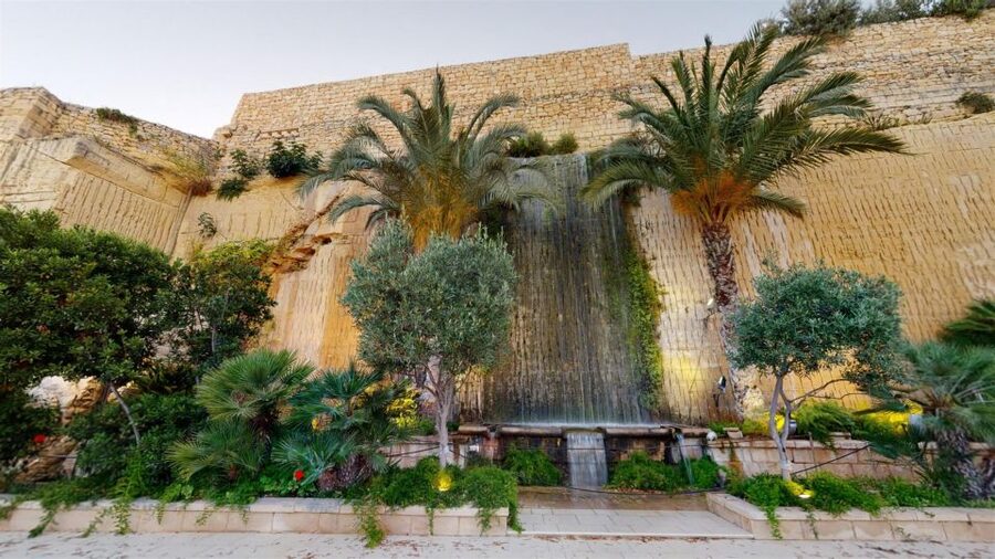 Malta: Prehistoric Temples, Limestone Heritage & Blue Grotto - Booking advice for a smoother morning