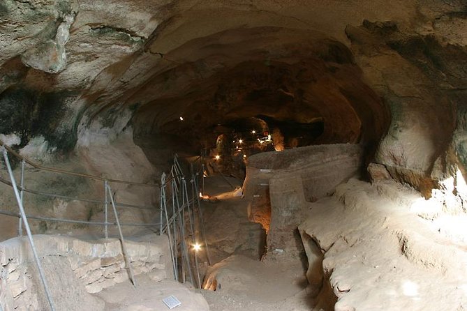 Malta Prehistoric Temples Tour - Hagar Qim: giant stones and uncertain purpose