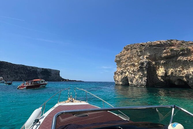 Malta: Private Boat Charter around Comino - A slower hour at Santa Marija Bay