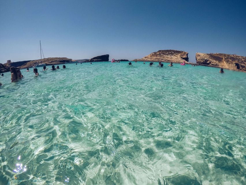 Malta: Private Boat Charter to Blue-Lagoon, Gozo & Comino - Why a private boat makes sense around Malta