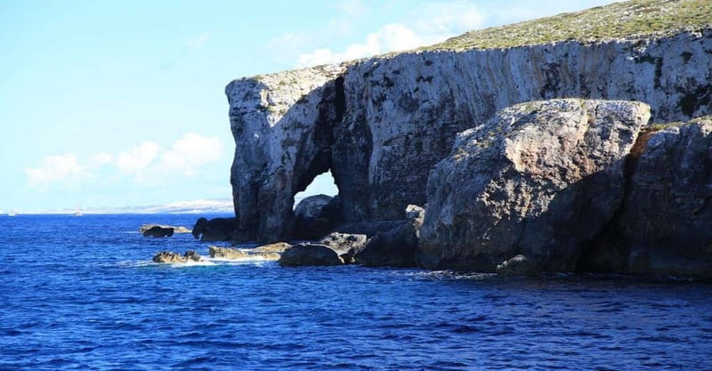 Malta: Private Boat Cruise with Caves, Beaches & Swim Stops - Blue Lagoon, Crystal Lagoon, and the bays