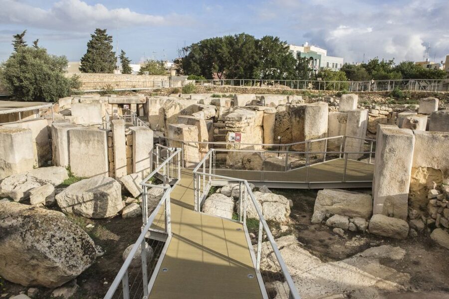 Malta: Private Half-Day Archeological Sites Tour - Tarxien’s carved sanctuaries and ritual details