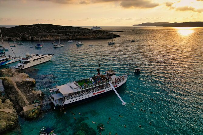 Malta Sunset Boat Tour: Bugibba to Comino Blue Lagoon Cruise - Leaving Bugibba and following Malta’s northern coast