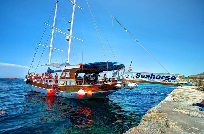 Malta: Sunset Cruise to Blue Lagoon and Caves - Why sunset is the smart time for the Blue Lagoon