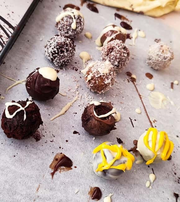 Malta: Truffle Making Master Class - Choosing flavors, fillings, and toppings