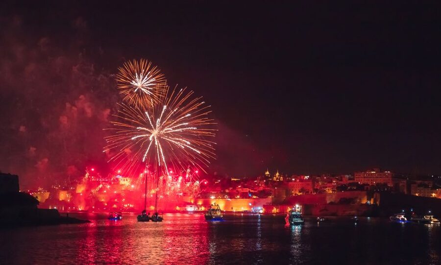 Malta: Valletta, Sliema, Bugibba Fireworks Festival Cruise - What the $34 price really covers