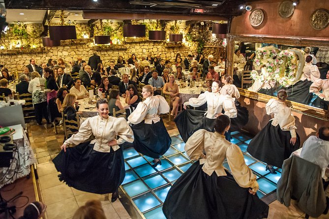 Maltese Folklore Night Tour incl. food and drinks - A Maltese evening built around food and music