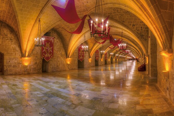 Maltese Islands History Audio-Visual Show and La Sacra Infermeria Tour - Starting at St. Elmo Bastions in Valletta