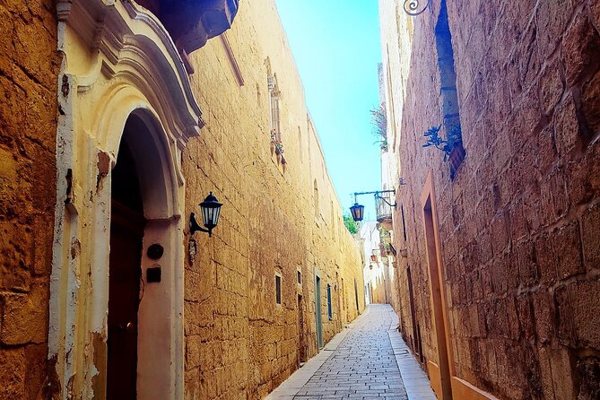 Mdina and Rabat Tour with a local licensed guide - Why the 10-person limit matters