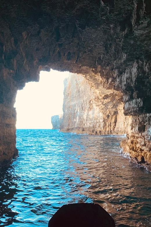 Mellieha: 3:00pm Speedboat round Comino Caves 2h Blue Lagoon - St Mary Battery and Comino’s eastern shore