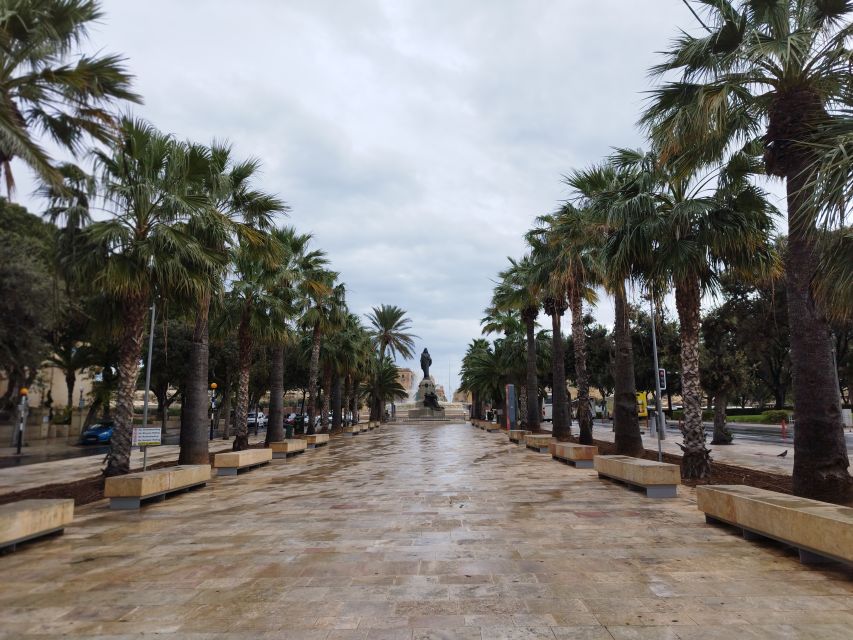 On the Footsteps of the Knights - Valletta and Vittoriosa - Meeting at Valletta’s City Gate