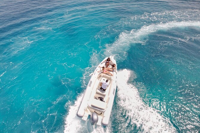 Private Boat Charter Comino, Blue Lagoon, Crystal Lagoon, Gozo - Crystal Lagoon and the best snorkeling pause
