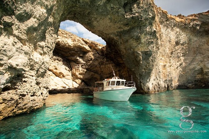 Private Boat Tour Experience with Snorkeling Blue Lagoon and Comino - Key Things to Know Before You Book