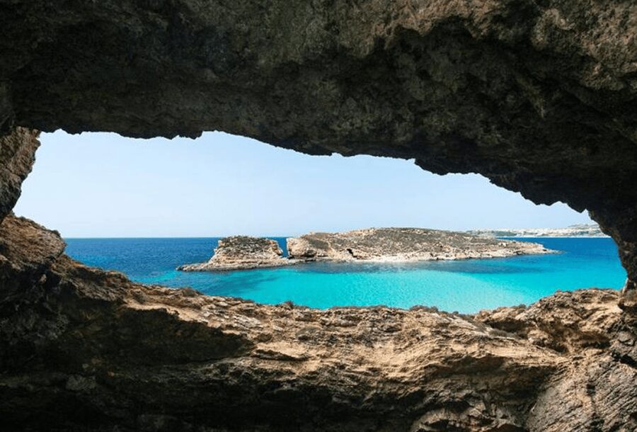 Private Boat Tours From Malta/Gozo: Comino & Blue Lagoon - Skippers who shape the experience