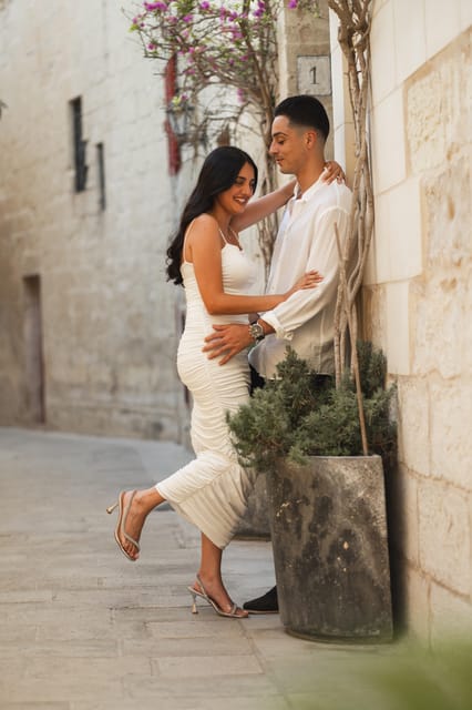Private Couples Photoshoot in Malta - The photo package: 15 edited images and an online gallery