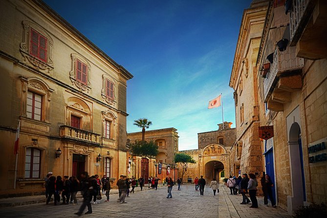 Private guided Malta shore excursion with a professional guide and transport - Vehicles, luggage, and comfort