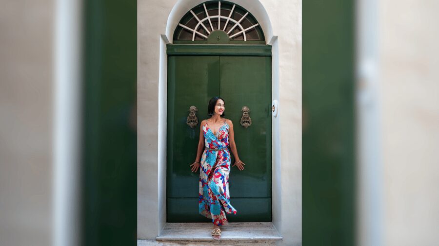 Professional Photoshoot at the Heart of Silent City - Who will enjoy this most