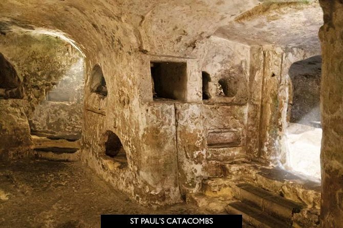 Rabat Mdina and San Anton Gardens Group Tour with St. Paul's Catacombs - San Anton Gardens in a 30-minute visit