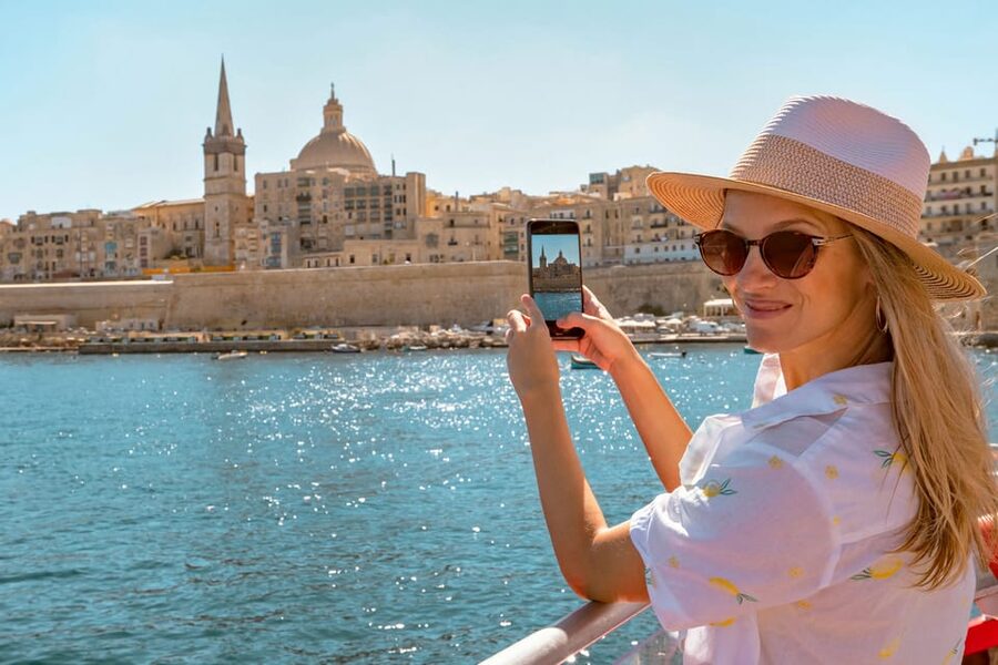 Sliema/St. Paul's: Gozo, Comino & Blue Lagoon Ferry Cruise - The essentials at a glance