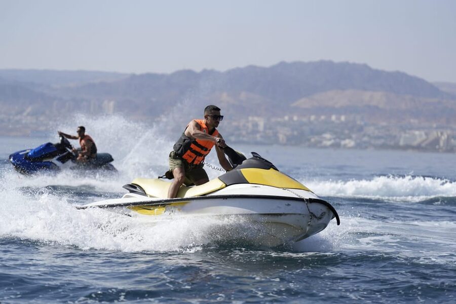 St. Julian's: Jet Ski Rental in St. George's Bay - The safety briefing before you ride