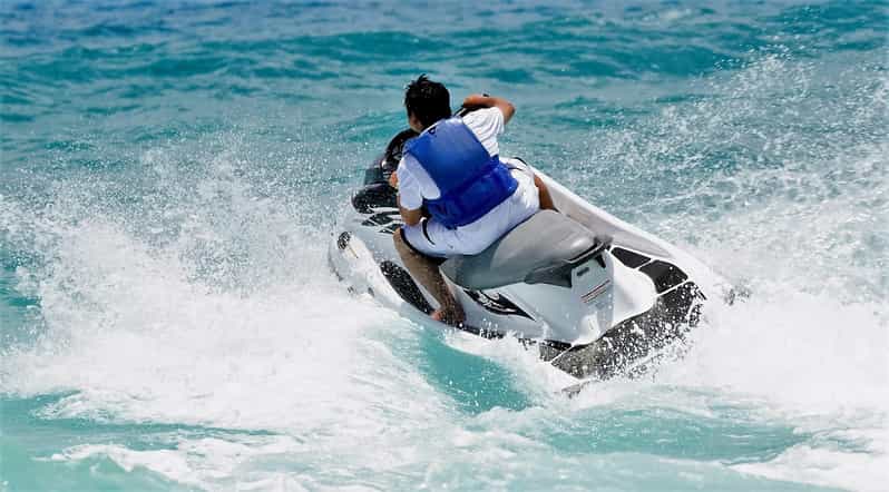 St. Julian's: Jet Ski Rental in St. George's Bay - Finding the jetty behind the Marina Hotel