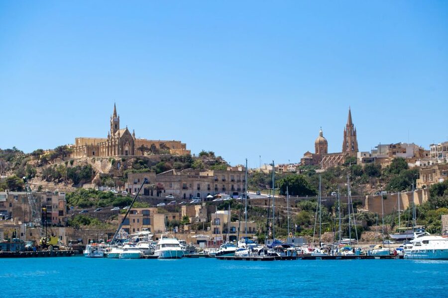 St. Paul's Bay: Gozo, Comino & St. Paul's Bus & Boat Tour - Crossing to Gozo and heading for Victoria