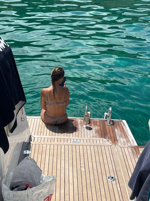 St. Paul's Bay: Half-Day Luxury Catamaran Tour with Drinks - Blue Lagoon: beautiful water and a busy reputation