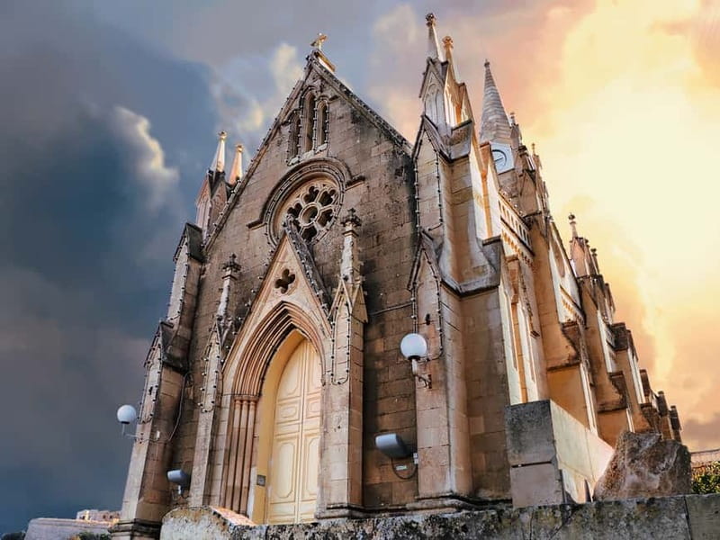 Temples Tour (Pickup, Transfer, Tickets & Drop-off Included) - Key points to know before booking