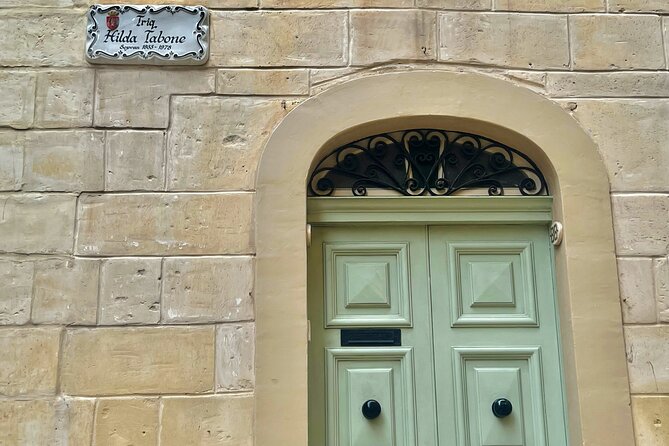 Three cities walking tour incl. entrance to Inquisitor's palace - Main Square, Victory Square, and wartime Birgu