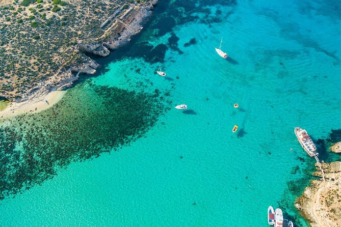 Tour in Malta Boat Charter to Comino and Gozoand Blue Lagoon - Why a private boat makes sense at the Blue Lagoon