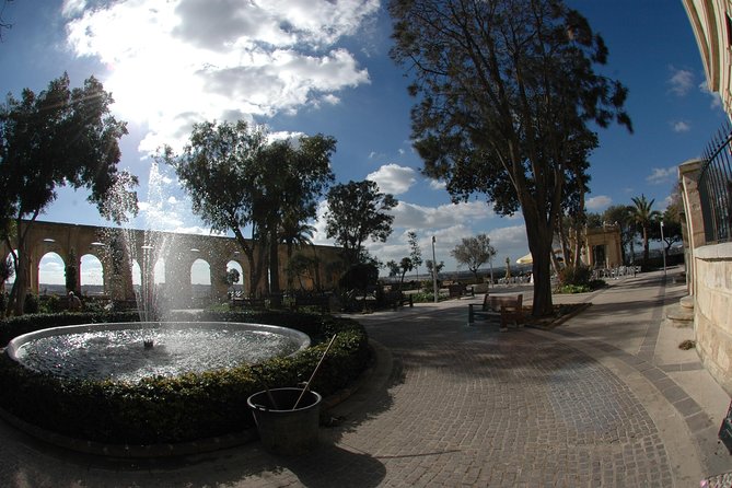 Valletta City of the Knights 3.5-Hour Walking Tour - Walking comfort and practical expectations