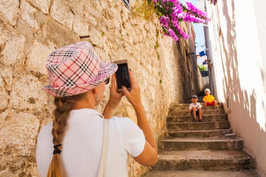 Valletta: Express Walk with a Local in 60 minutes - What the small group changes