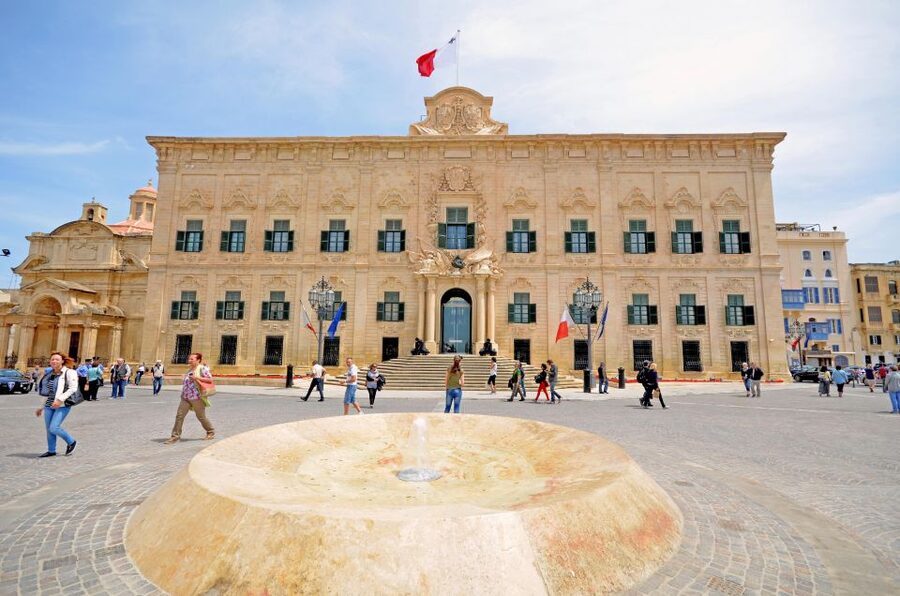 Valletta: Half-Day City Discovery Walking Tour - Finishing near Fort St. Elmo