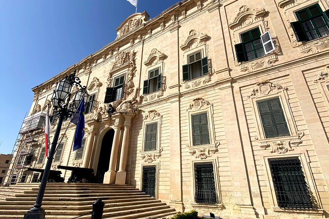 Valletta Private Walking Tour - Stories of patients, slaves, and imperfect knights