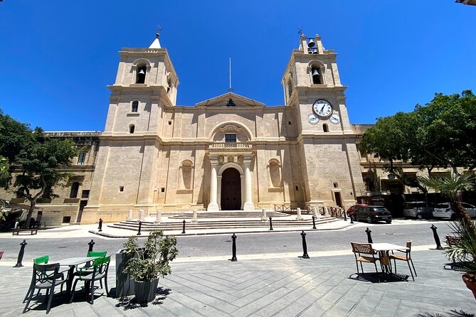 Valletta Private Walking Tour - Strait Street, monuments, and the lower gardens