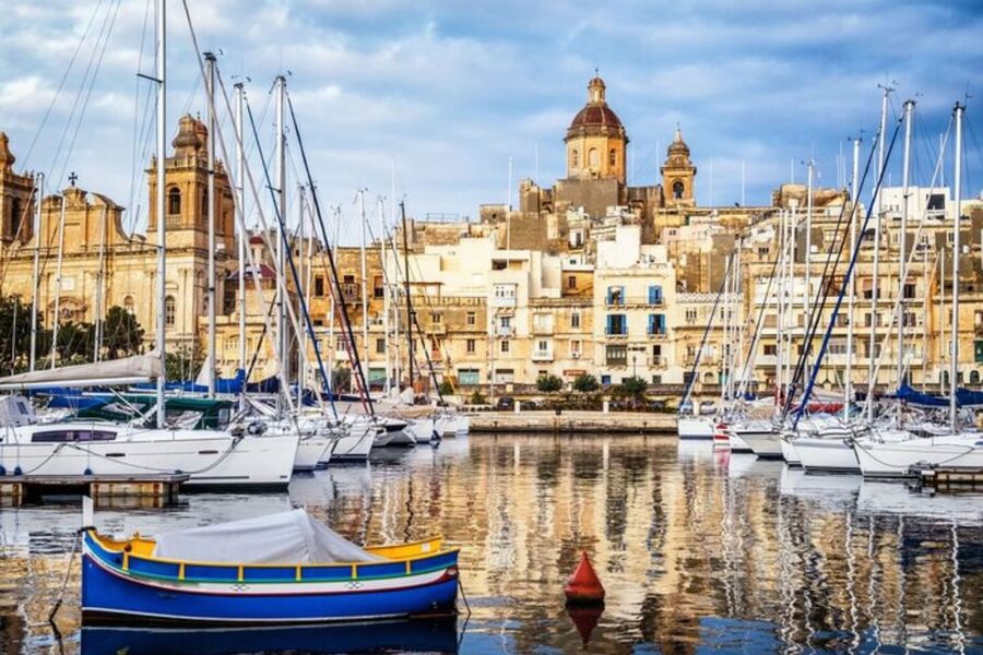 Valletta: Private Walking Tour With A Guide ( Private Tour ) - Choosing between two hours and six hours