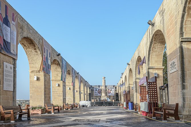 Valletta’s Historic Charm: A Guided Walking Tour - Auberge d’Italie and the Knights’ legacy