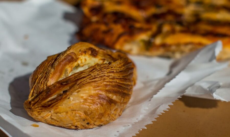 Valletta Street Food & History Tour With Private Transfers - The old market and Maltese sweets