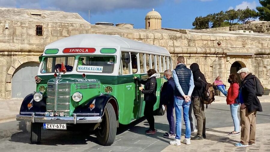 Valletta: Vintage Bus to Valletta, Sliema, Rabat & Mdina - Key points at a glance