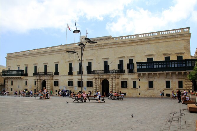 Valletta Walking Tour, In a Small Group - Why a small-group walk works well in Valletta