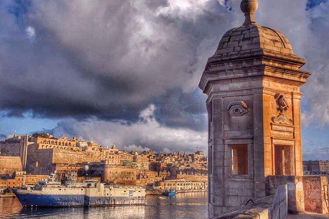 Vittoriosa, Cospicua and Senglea Vintage Bus Tour - Key things to know before booking